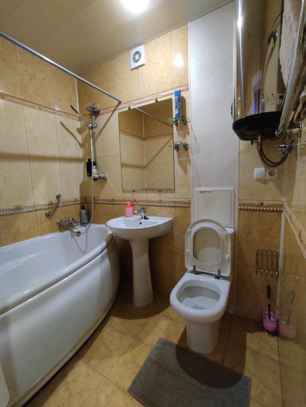 Comfortable Apartment Krementsjuk Eksteriør bilde
